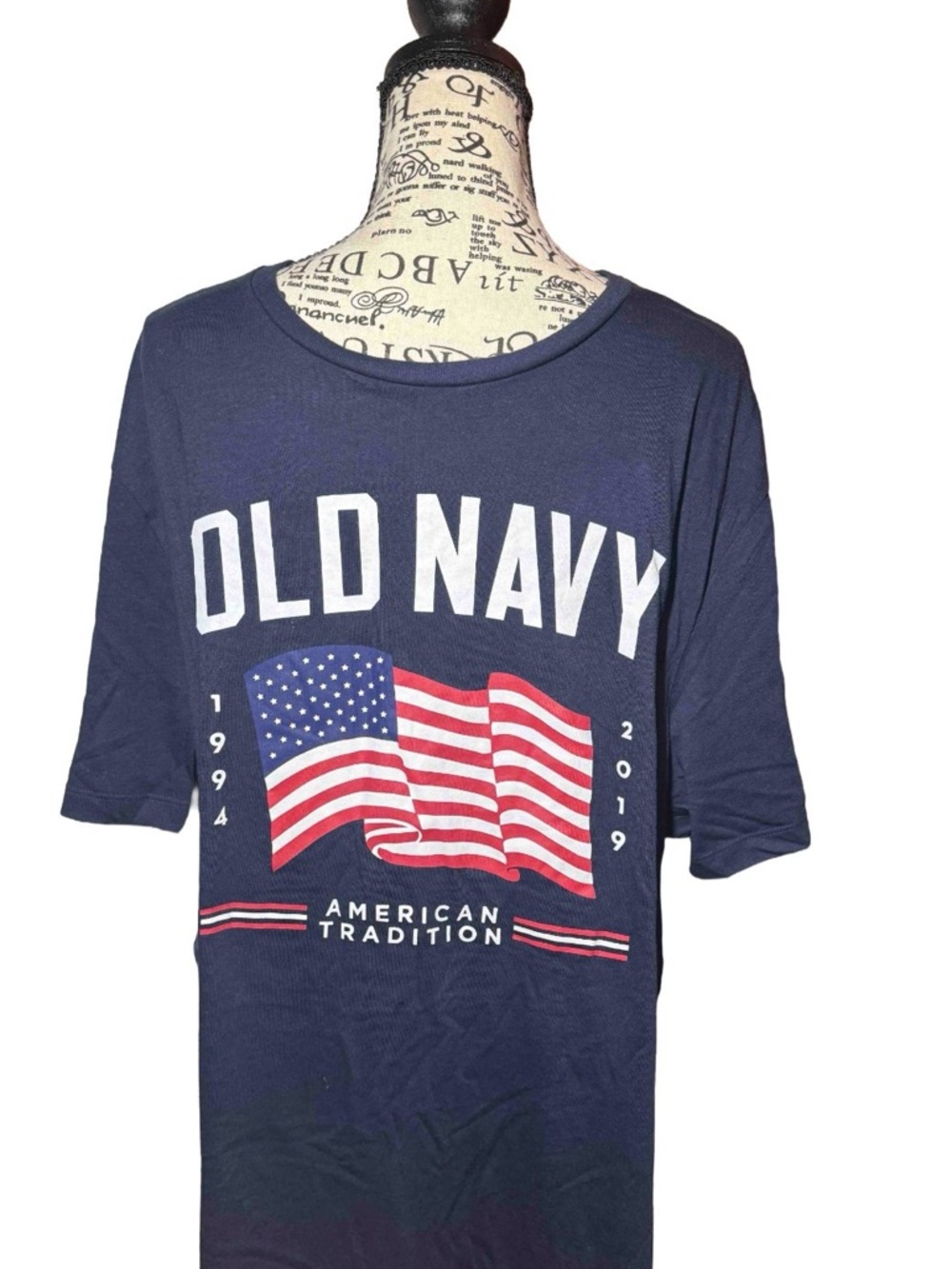Old Navy Men’s XXL American Tradition 2019 Flag Graphic T-Shirt - Navy Blue
